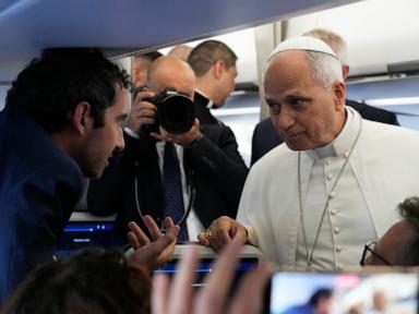 Why Pope Leo Xiv Stands Up For The Press While Trump Bans Reporters