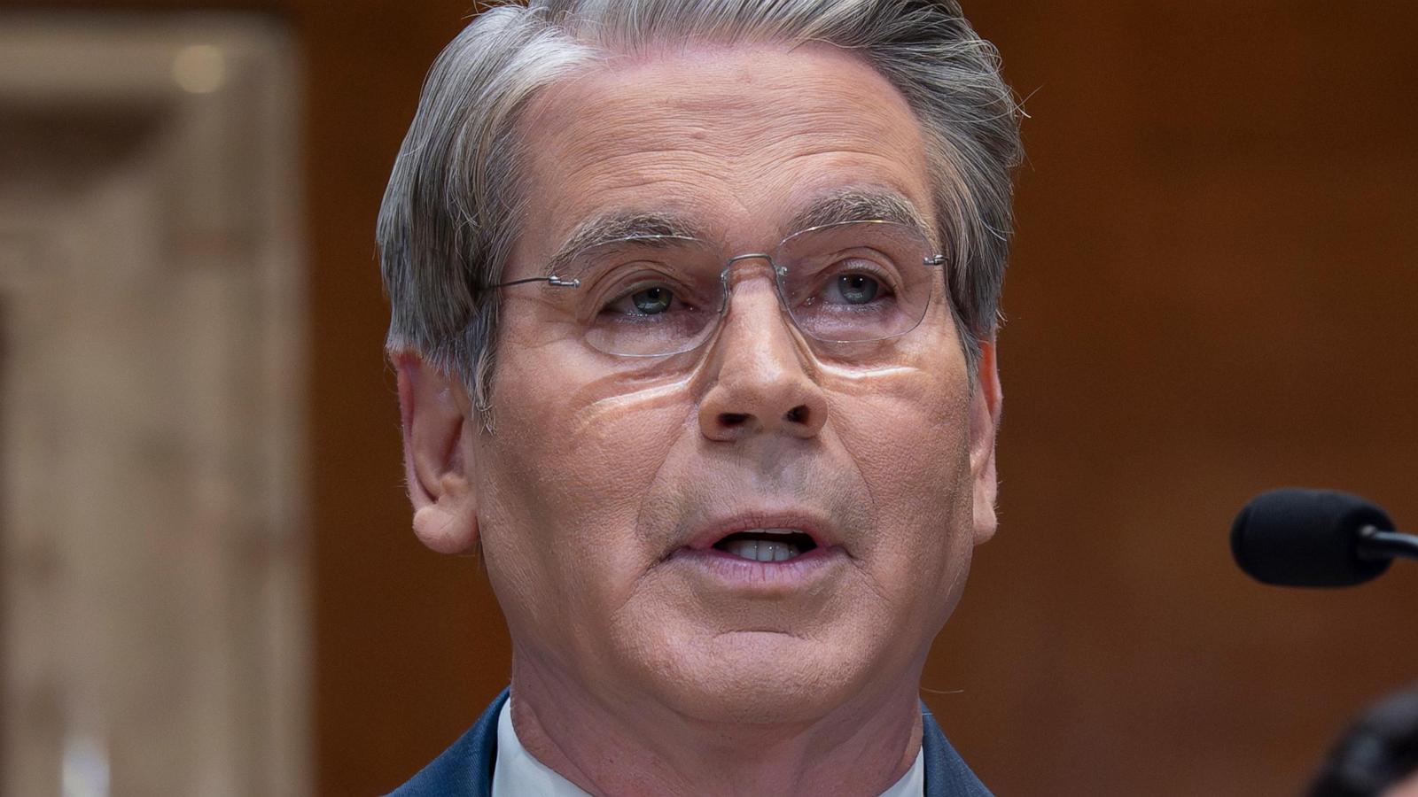 US won’t renew Iranian and Russian oil waivers, Bessent says