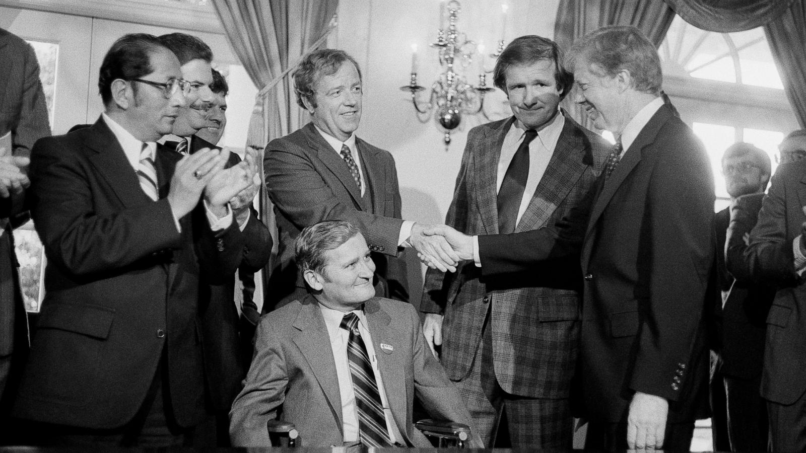 abcnews.com - The Associated Press - Donald Riegle, who represented Michigan in Congress under 7 presidents, dies at 88