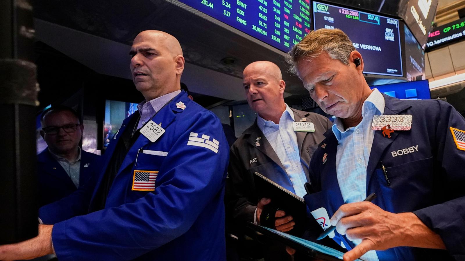 Asian shares trade mixed amid investor worries after Wall Street tumble