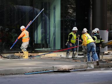 US jobless claims fell to 194,000 last week, lowest since July