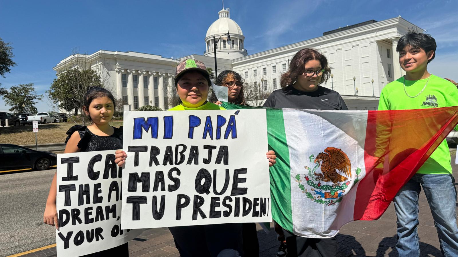 More Republicans push to criminalize bringing immigrants in the US illegally across state lines