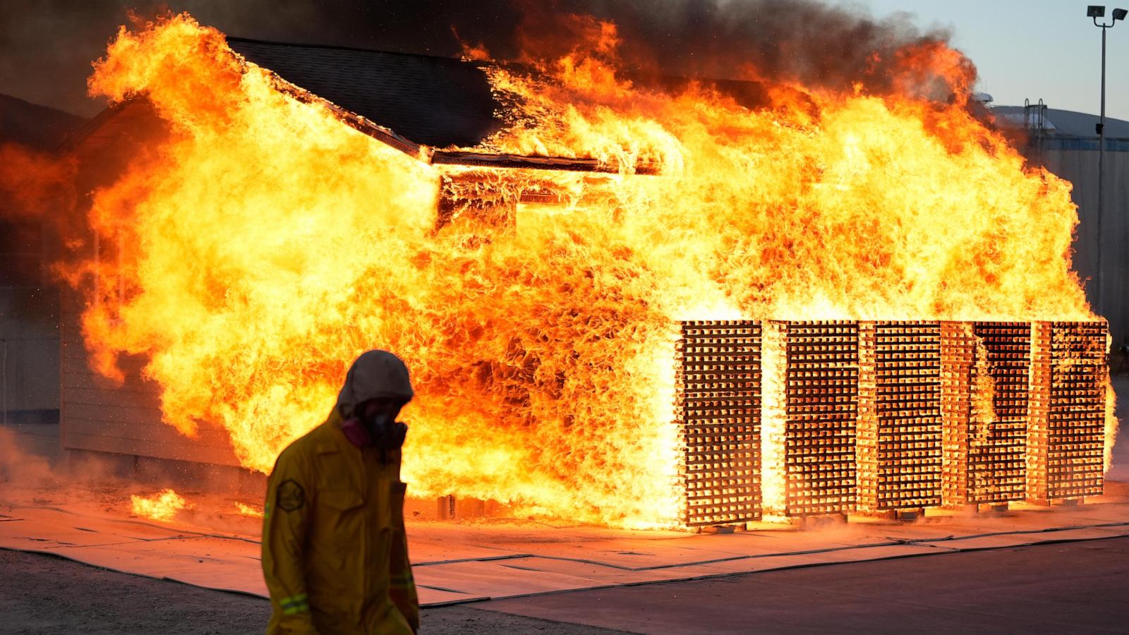 As the planet warms, scientists burn homes to figure out how to best protect them in wildfires
