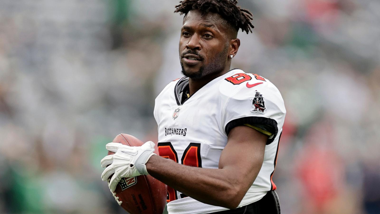 Antonio Brown detained after gunshots outside Adin Ross' boxing event