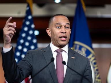 House Democratic leader Hakeem Jeffries kicks off 100 days till midterms with affordability agenda