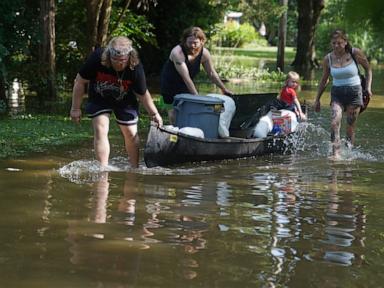 Flooding risk remains as storms move from the Midwest to the mid-Atlantic