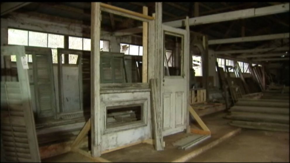 PHOTO: ‘Gone with the Wind’ house was found in a barn in Henry County, Ga.