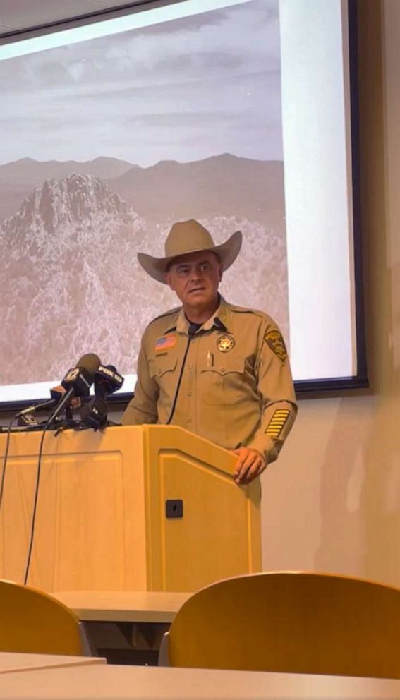 PHOTO: Yavapai County Sheriff David Rhodes speaks at a press conference on Aug. 25, 2023, in Prescott, Ariz.