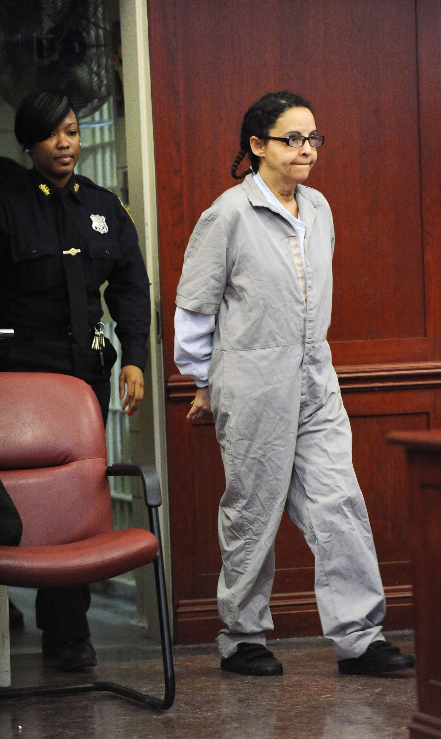 PHOTO: Nanny Yoselyn Ortega walks into the courtroom in Manhattan Criminal Court in this March 8, 2013 file photo during her first court appearance.