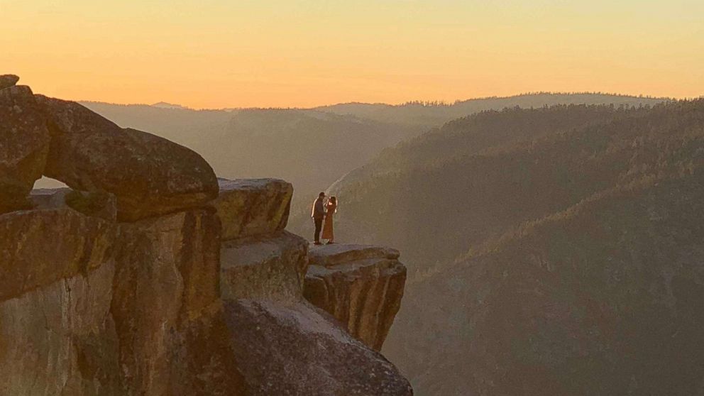 PHOTO: A photographer in Yosemite National Park captured a stunning proposal at Taft Point. October 28, 2018.