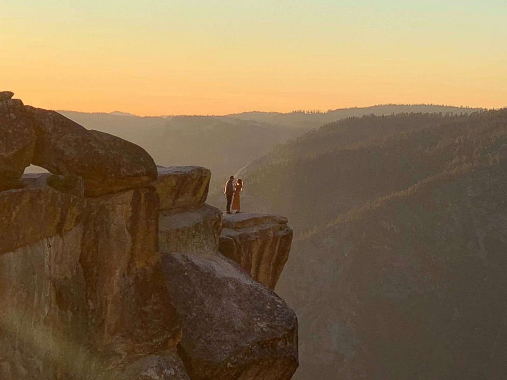 PHOTO: A photographer in Yosemite National Park captured a stunning proposal at Taft Point. October 28, 2018.