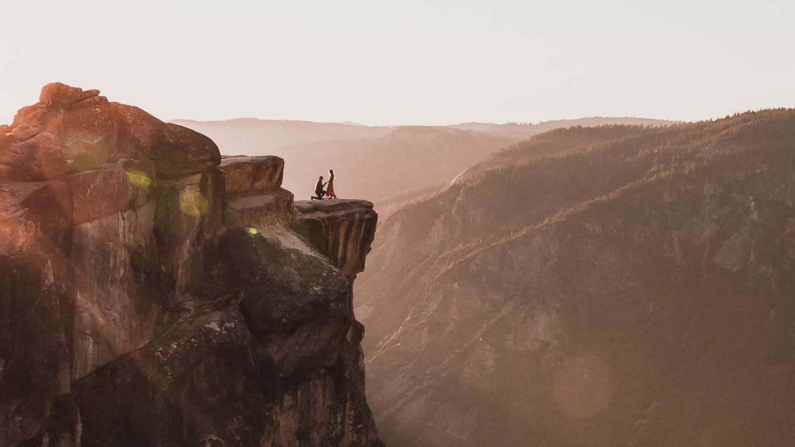 PHOTO: Photographer Matthew Dippel shared a stunning image of a couple's proposal at Taft Point in Yosemite National Park. October 28, 2018