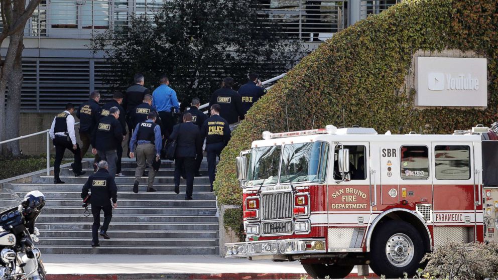 PHOTO: Law enforcement officials arrive at YouTube offices in San Bruno, Calif., April 3, 2018.