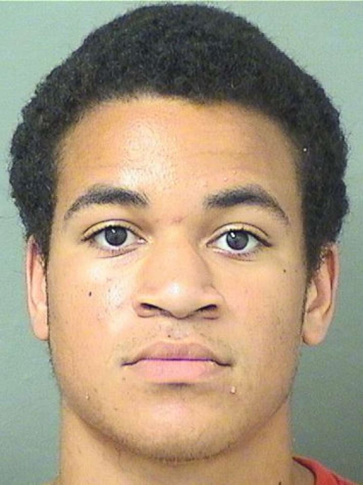 PHOTO: Zachary Cruz is booked at the Palm Beach County Sheriff's Office Main Detention Center, May 1, 2018.