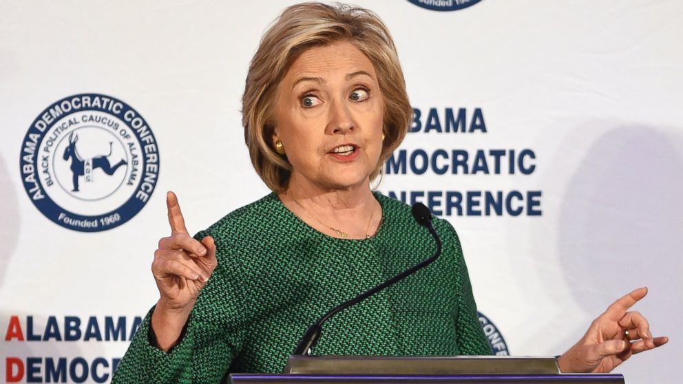 Hillary Clinton Live-Texts Her Reaction to the Republican Debate - ABC News