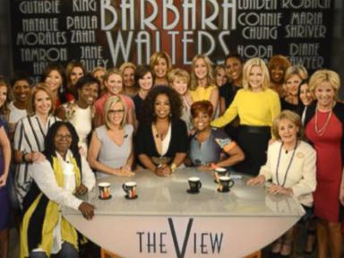 Women Journalists Pay Tribute to Barbara Walters