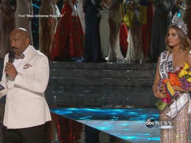 VIDEO: Steve Harvey Crowns the Wrong Miss Universe 2015