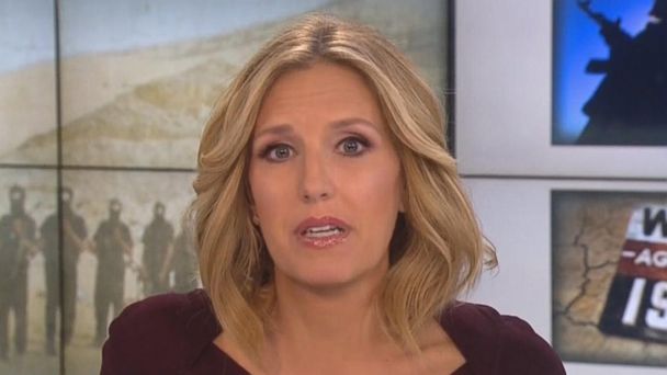 Video Cnn Anchor Poppy Harlow Faints During Live Broadcast Abc News