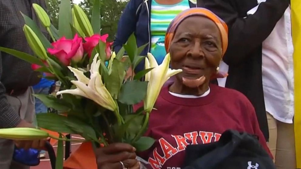 Video 100 Year Old Makes World Record In 100 Meter Dash ABC News   160518 Wnn Dash Grab 16x9 992 