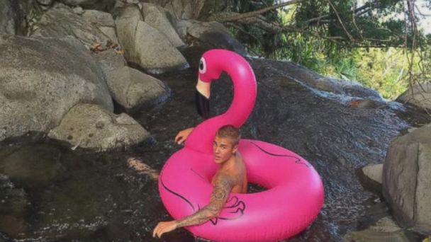 608px x 342px - Video Justin Bieber Gets Naked in Hawaii - ABC News