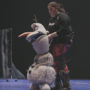 First woman to play Olaf from 'Frozen'