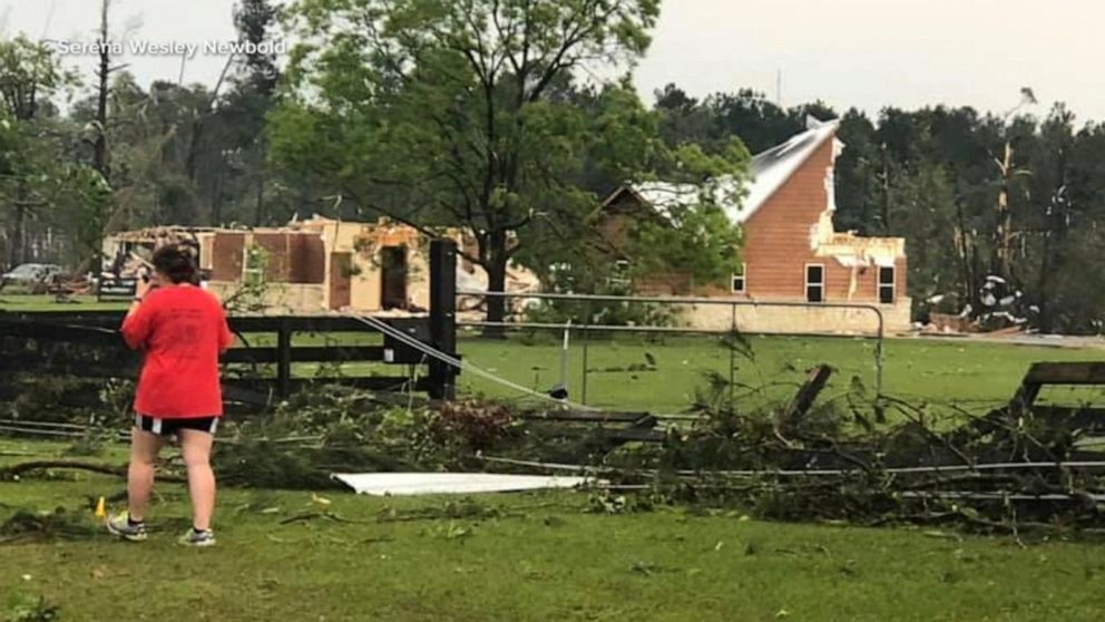 Video Deadly tornadoes slam the South - ABC News