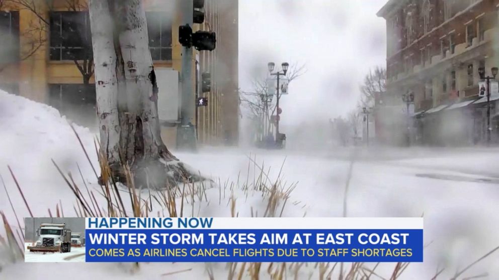 Video Winter Storm Slams Northeast Abc News 