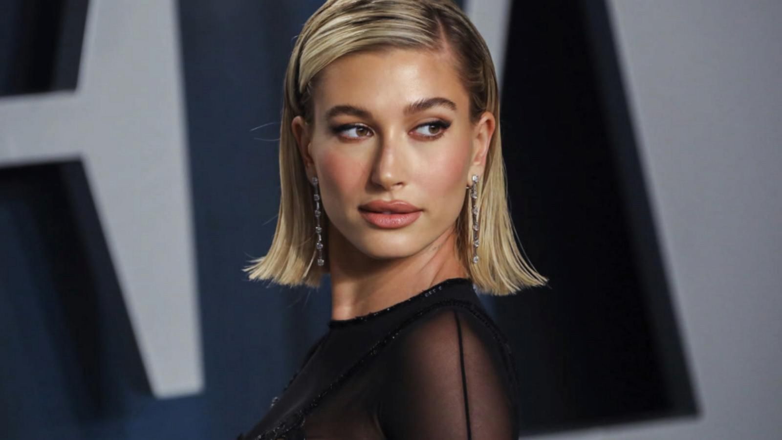 Hailey Bieber's Favourite Day-To-Night Accessory Is This Chic