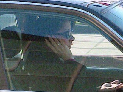Video of Lisa Stark reporting on a potential cell phone ban.