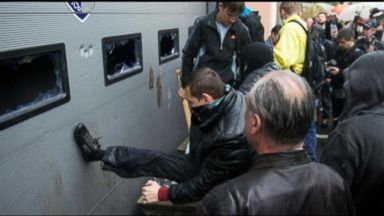 Pro-Russian forces Overrun Ukraine Police Station