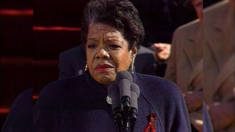 Maya Angelou at 1993 Inauguration of Bill Clinton: Poet is 'World News ...