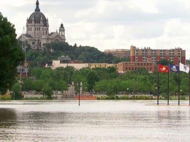 VIDEO: Floods Continue to Soak the Midwest