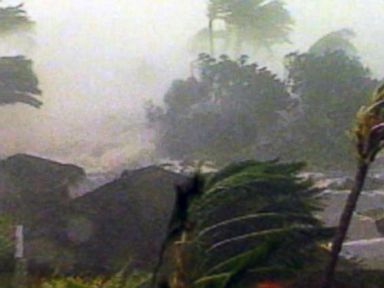 VIDEO: Hurricane Iselle and Hurricane Julio Barreling Toward Hawaii