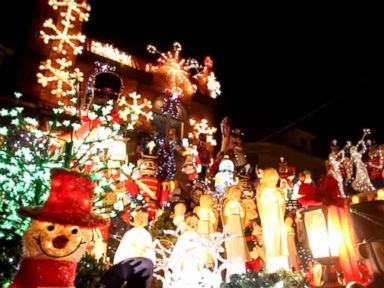 VIDEO: Lucy Spata's decorated duplex is Christmas central in her Brooklyn neighborhood.