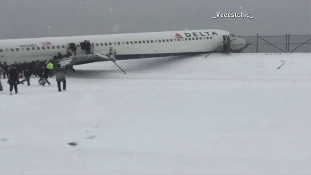 Delta Plane Crashes Through Fence at LaGuardia Airport Video ABC News