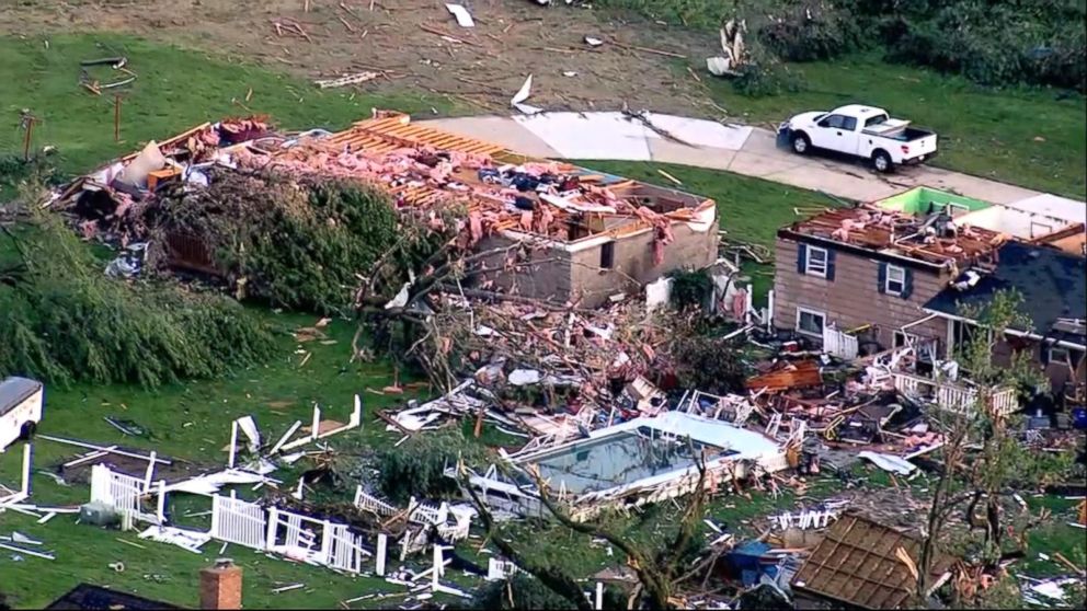 Video Cole City, Illinois, Destroyed By Tornadoes - Abc News