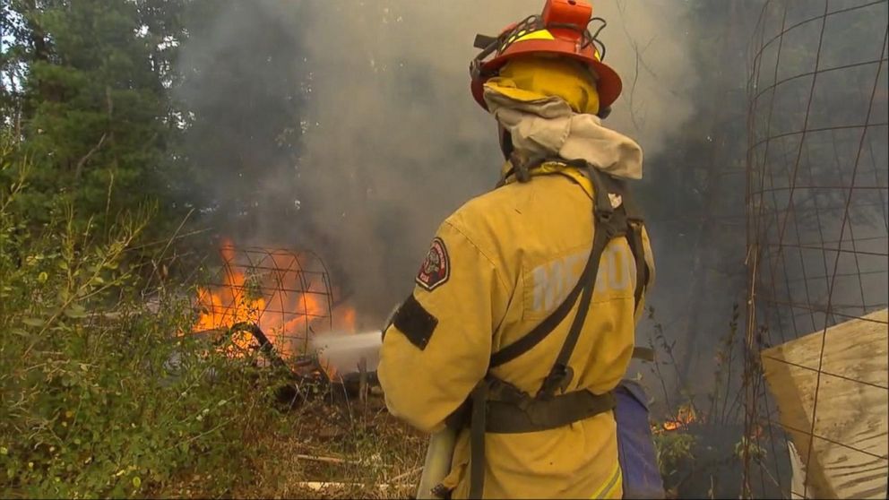 11 000 Firefighters On The Front Lines Battle Raging Wildfires Video