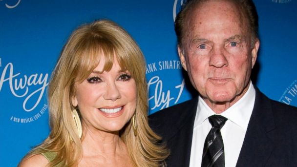 Video Sportscaster and NFL Great Frank Gifford Dies at Age 84 - ABC News