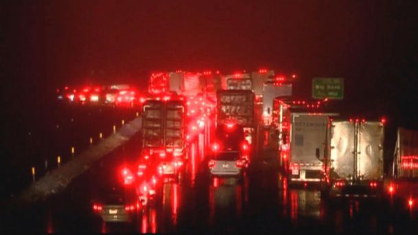 Video Deadly Storms Snarl Travel Just In Time For The Holidays Abc News