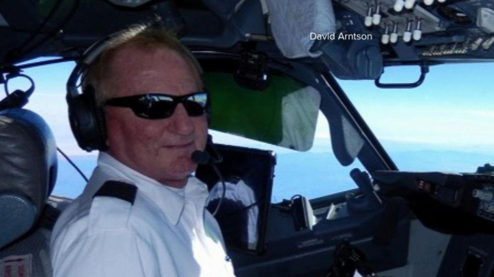 Video Alaska Airlines Pilot Accused of Flying Drunk ABC News