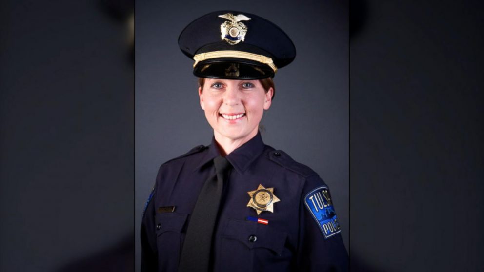 Video Tulsa Police Officer Betty Shelby Charged With First-Degree ...