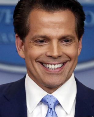 VIDEO: Anthony Scaramucci deletes old tweets criticizing Trump