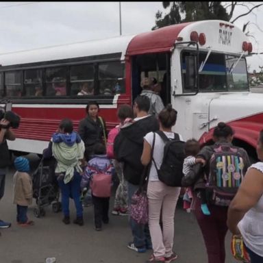 VIDEO: Caravan carrying dozens of migrants seeking asylum from Central America