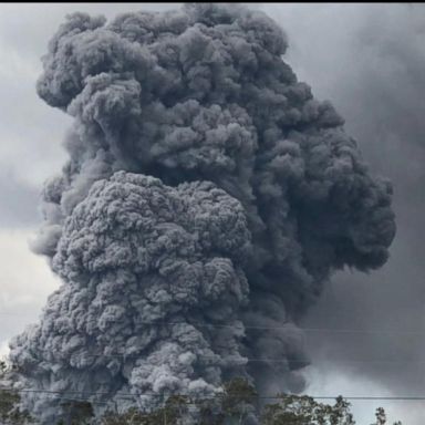 VIDEO: The volcano 'Code Red' in Hawaii