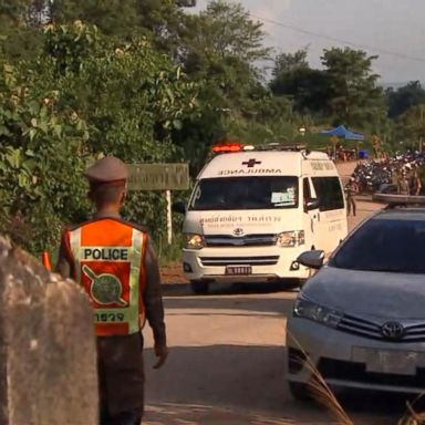 VIDEO: Eight boys rescued out of Thailand cave