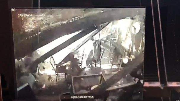 Video Massive gas explosion in Georgia coffee shop - ABC News