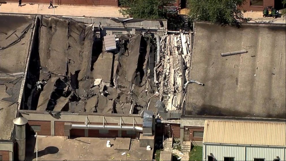 Video 10 Workers Buried After Explosion At Chicago Water Plant - ABC News