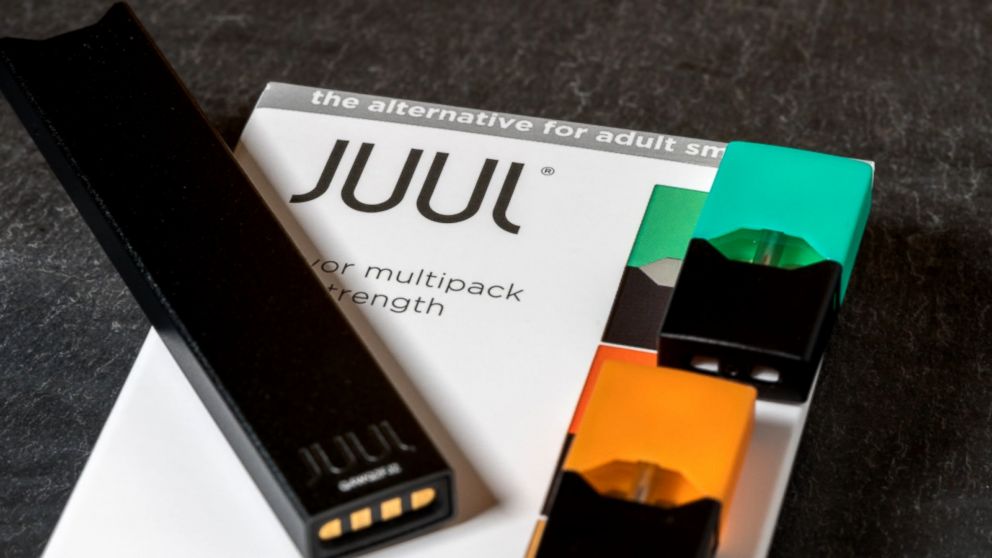 Video Juul To Temporarily Stop Selling Most Flavored Nicotine In Stores Abc News 