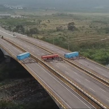 VIDEO: Venezuela blocks US aid transports