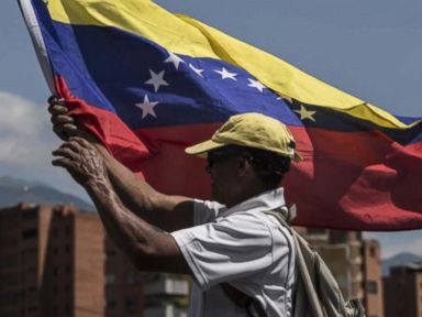 WATCH: Thousands flee Venezuela daily as Maduro blocks US aid
